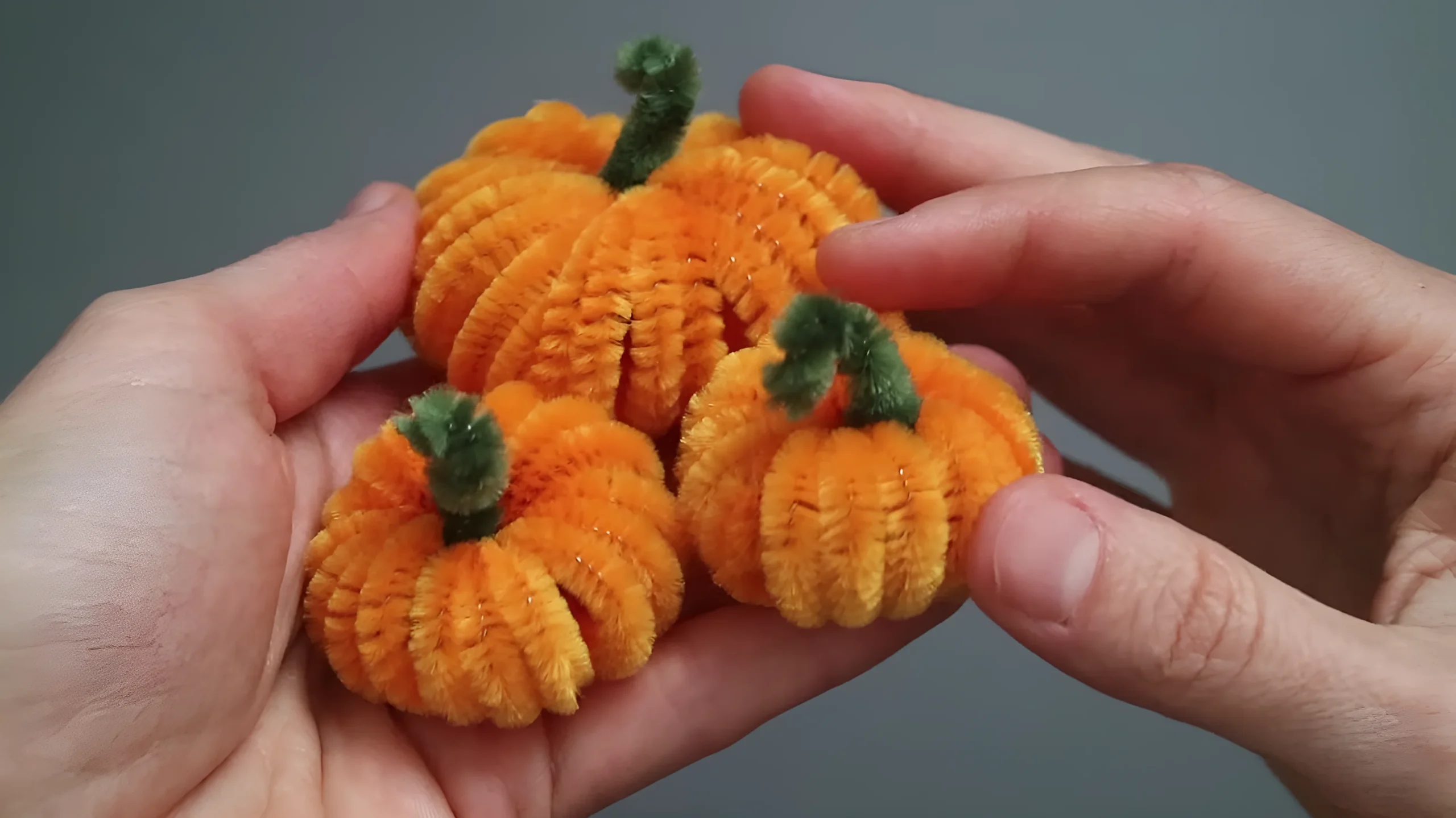 How to Make a Pumpkin with Pipe Cleaners-A Step-by-Step Guide